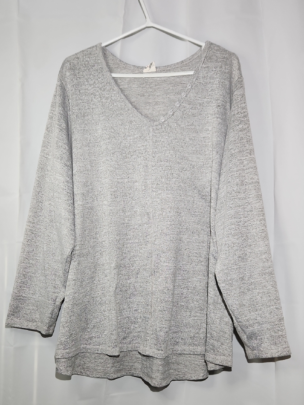 d/C Jeans Light Gray V-Neck Knit Sweater - 4X